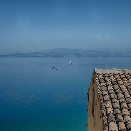 Serene Sea View Apartment In Corfu Old Town ภายนอก รูปภาพ