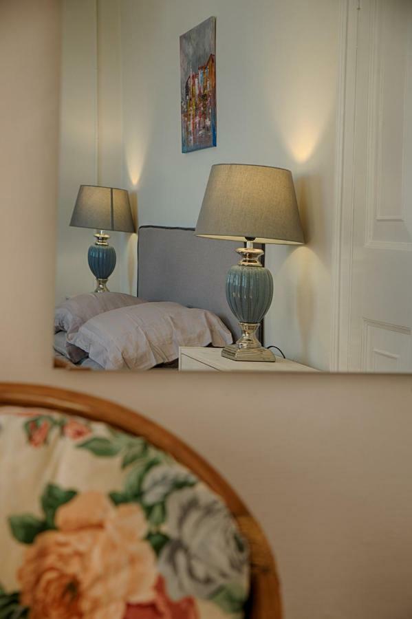 Serene Sea View Apartment In Corfu Old Town ภายนอก รูปภาพ