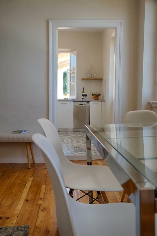 Serene Sea View Apartment In Corfu Old Town ภายนอก รูปภาพ