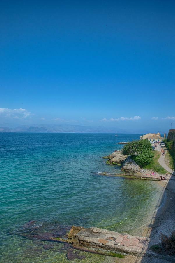 Serene Sea View Apartment In Corfu Old Town ภายนอก รูปภาพ